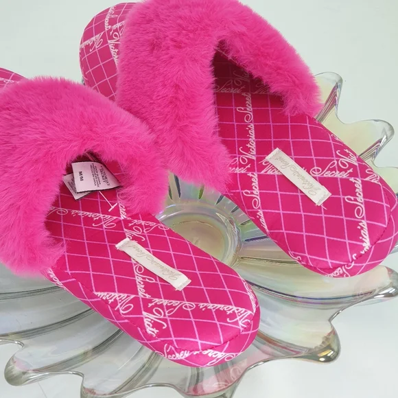 Victoria's Secret gold tag Signature Fuchsia/Pink size Medium 7-8 - Picture 8 of 9